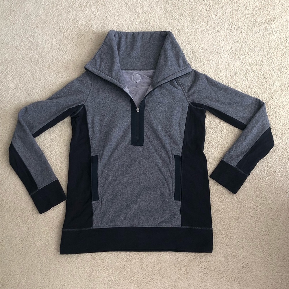 Lululemon Fleece Pullover size 6